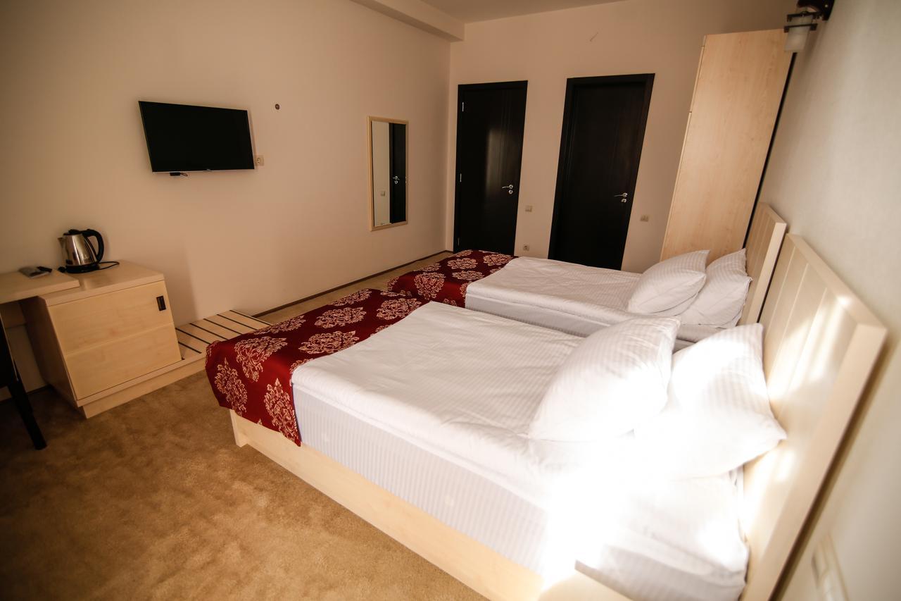 Hills Hotel Tbilisi Bagian luar foto