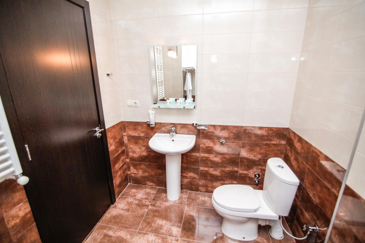 Hills Hotel Tbilisi Bagian luar foto