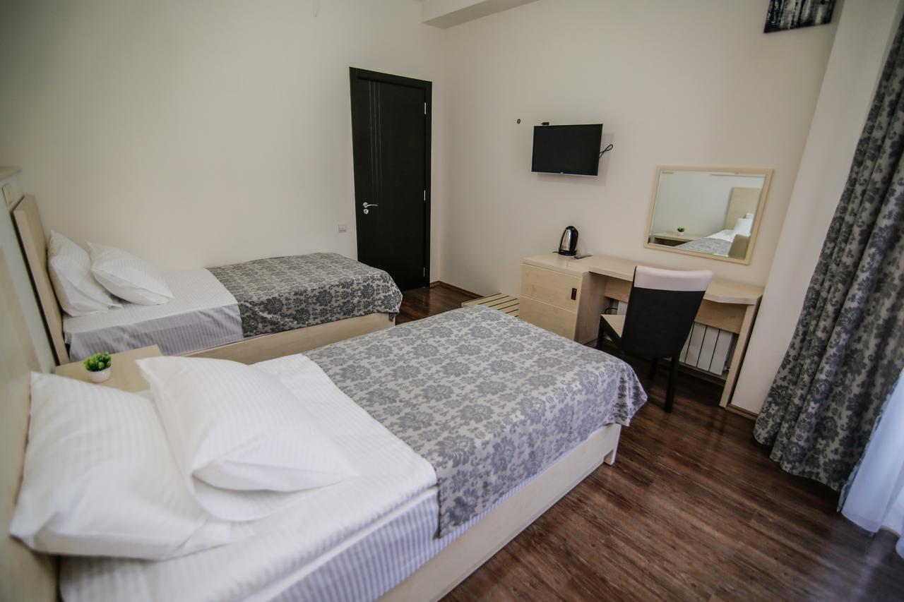 Hills Hotel Tbilisi Bagian luar foto